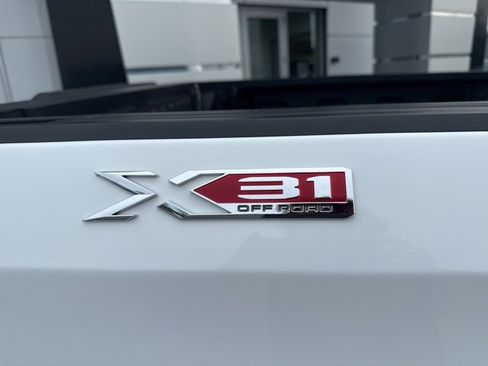 Used 2021 GMC Sierra 1500 SLT w/ SLT Premium Plus Package image 12