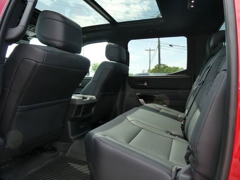 Used 2025 Toyota Tundra Limited w/ TRD Off-Road Package AWD/4WD image 20