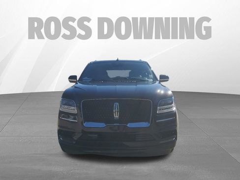 Used 2021 Lincoln Navigator Reserve image 2