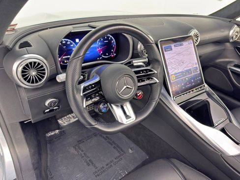 Used 2022 Mercedes-Benz SL 55 AMG 4MATIC w/ Driver Assistance Package image 13