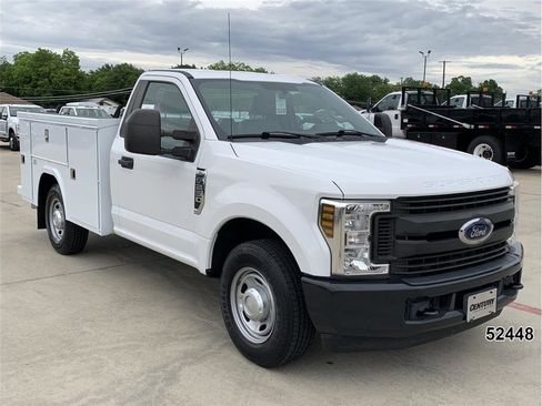 Used 2019 Ford F250 XL RWD image 3