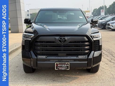 Used 2025 Toyota Tundra Limited AWD/4WD image 8