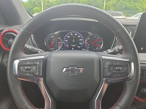 Used 2025 Chevrolet Blazer RS FWD image 10