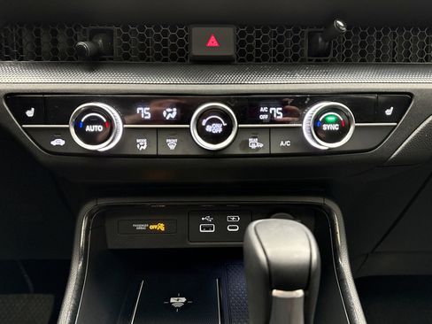 Used 2025 Honda CR-V Sport-L image 17