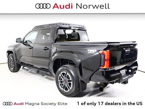 Used 2024 Toyota Tacoma TRD Sport w/ TRD Sport Premium Package AWD/4WD image 15