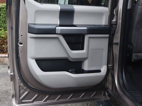 Used 2019 Ford F250 XLT image 38