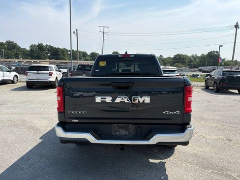 Used 2025 RAM 1500 Big Horn AWD/4WD image 6