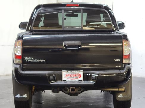 Used 2014 Toyota Tacoma 4x4 Access Cab V6 image 5