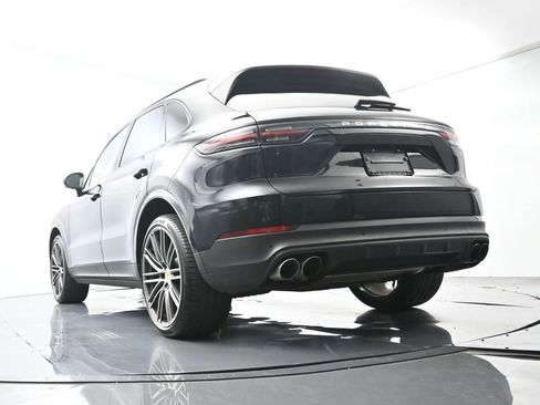 Certified 2021 Porsche Cayenne S AWD/4WD image 49