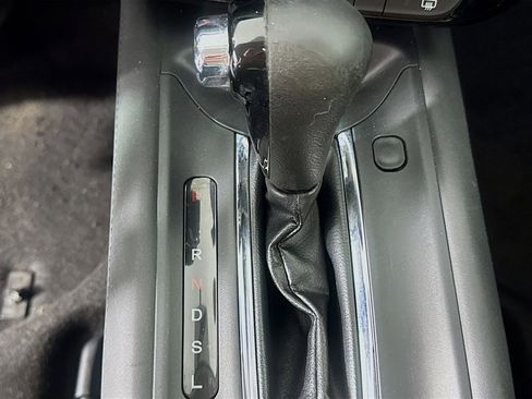 Used 2016 Honda HR-V LX image 19