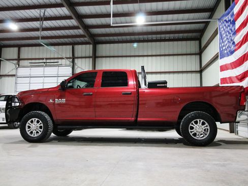 Used 2015 RAM 2500 Tradesman w/ Chrome Appearance Group AWD/4WD image 6