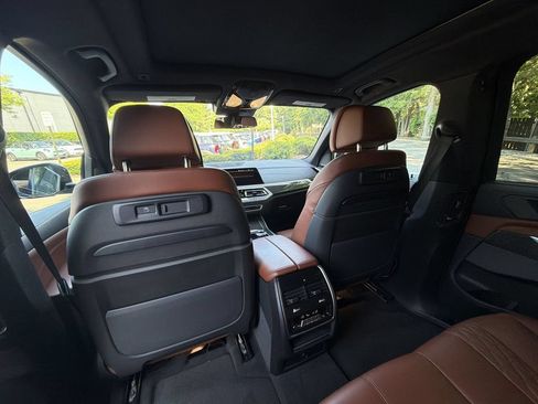 Used 2022 BMW X5 M50i w/ Executive Package AWD/4WD image 20