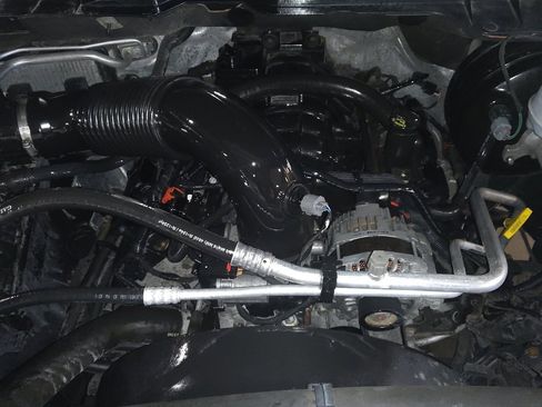 Used 2020 RAM 1500 Classic SLT w/ Luxury Group image 30