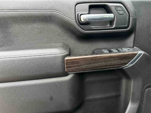 Used 2019 Chevrolet Silverado 1500 RST w/ All-Star Edition image 16