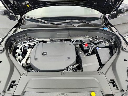 New 2026 Volvo XC90 B6 Plus w/ Protection Package image 32
