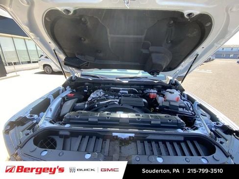 New 2026 GMC Sierra 3500 Denali Ultimate AWD/4WD image 32