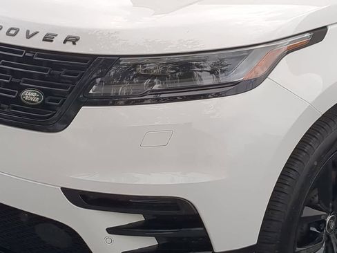 Certified 2025 Land Rover Range Rover Velar Dynamic SE image 11