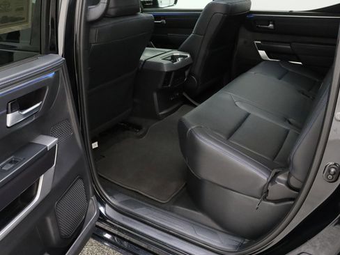 Used 2023 Toyota Tundra Platinum w/ Advanced Package AWD/4WD image 31