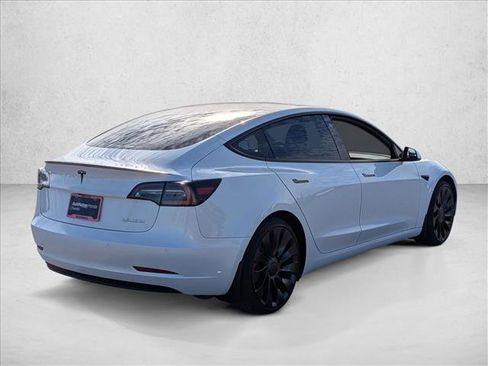 Used 2022 Tesla Model 3 Performance image 5