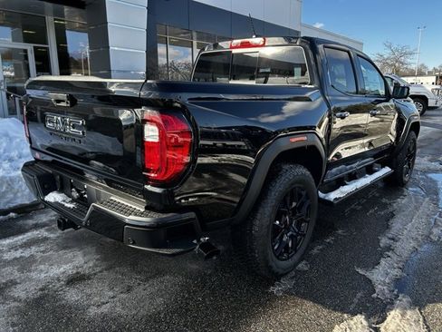 New 2026 GMC Canyon Denali w/ LPO, Denali Black Edition image 6