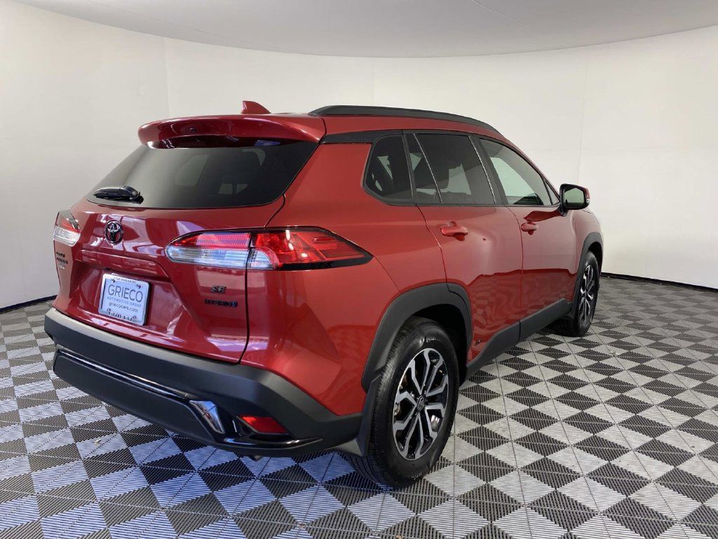 Used 2023 Toyota Corolla Cross AWD Hybrid w/ Moonroof Package image 10