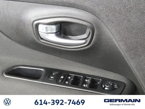Used 2019 Jeep Renegade Sport FWD image 23