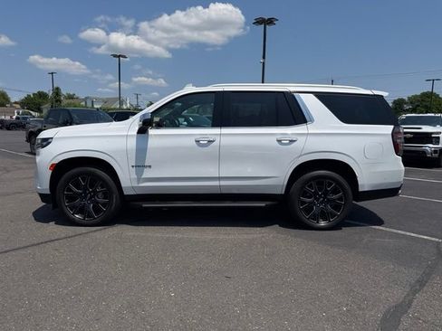 Used 2023 Chevrolet Tahoe Premier w/ Advanced Technology Package AWD/4WD image 4