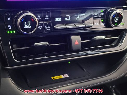 Used 2023 Toyota Highlander Limited w/ Protection Package #3 (TMS) AWD/4WD image 25