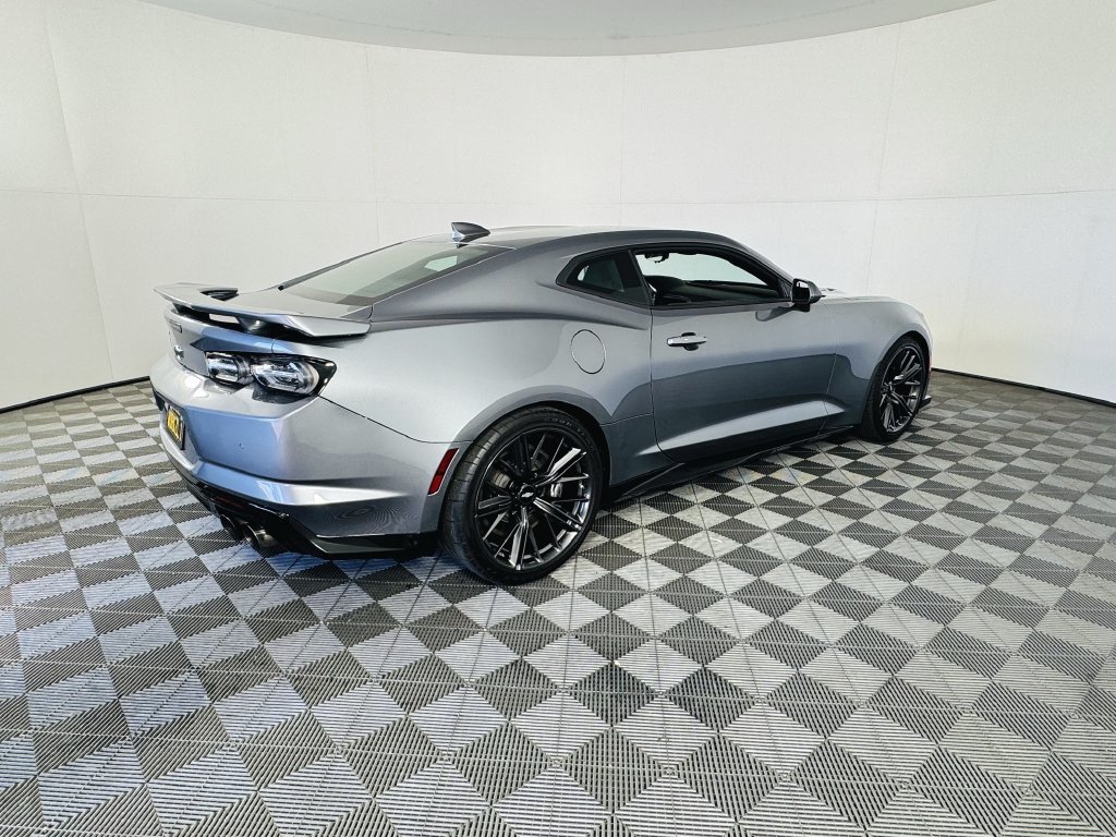 Used 2019 Chevrolet Camaro ZL1 w/ LPO, ZL1 Protection Package RWD image 32