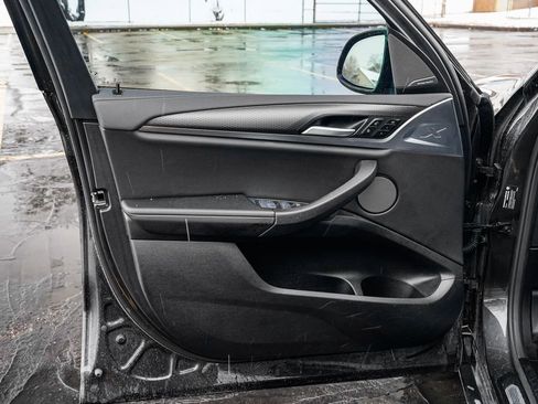 Certified 2024 BMW X3 M40i w/ Premium Package image 9