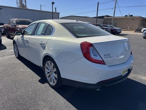 Used 2013 Lincoln MKS AWD image 5