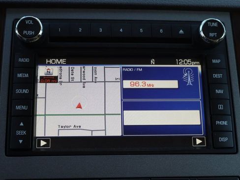 Used 2012 Ford F250 Lariat w/ Lariat Interior Pkg AWD/4WD image 31