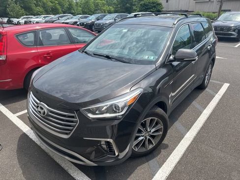 Used 2017 Hyundai Santa Fe SE w/ SE Premium Package 02 AWD/4WD image 2