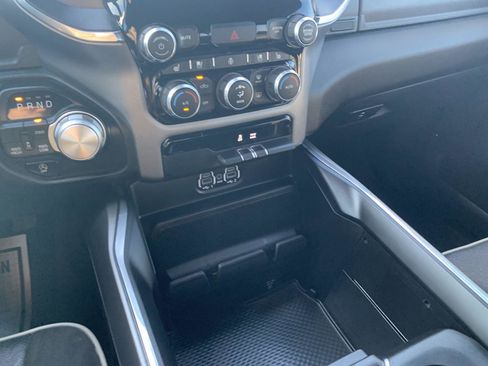 Used 2024 RAM 1500 Laramie image 16