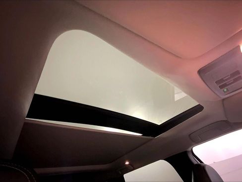 Used 2024 Mitsubishi Outlander SE image 28