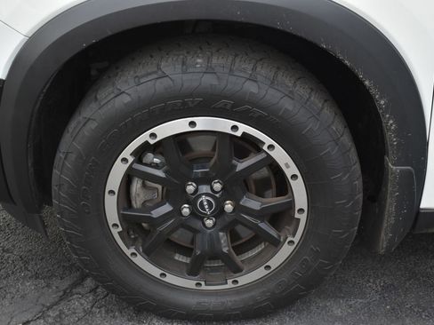 Used 2023 Nissan Pathfinder Rock Creek image 11