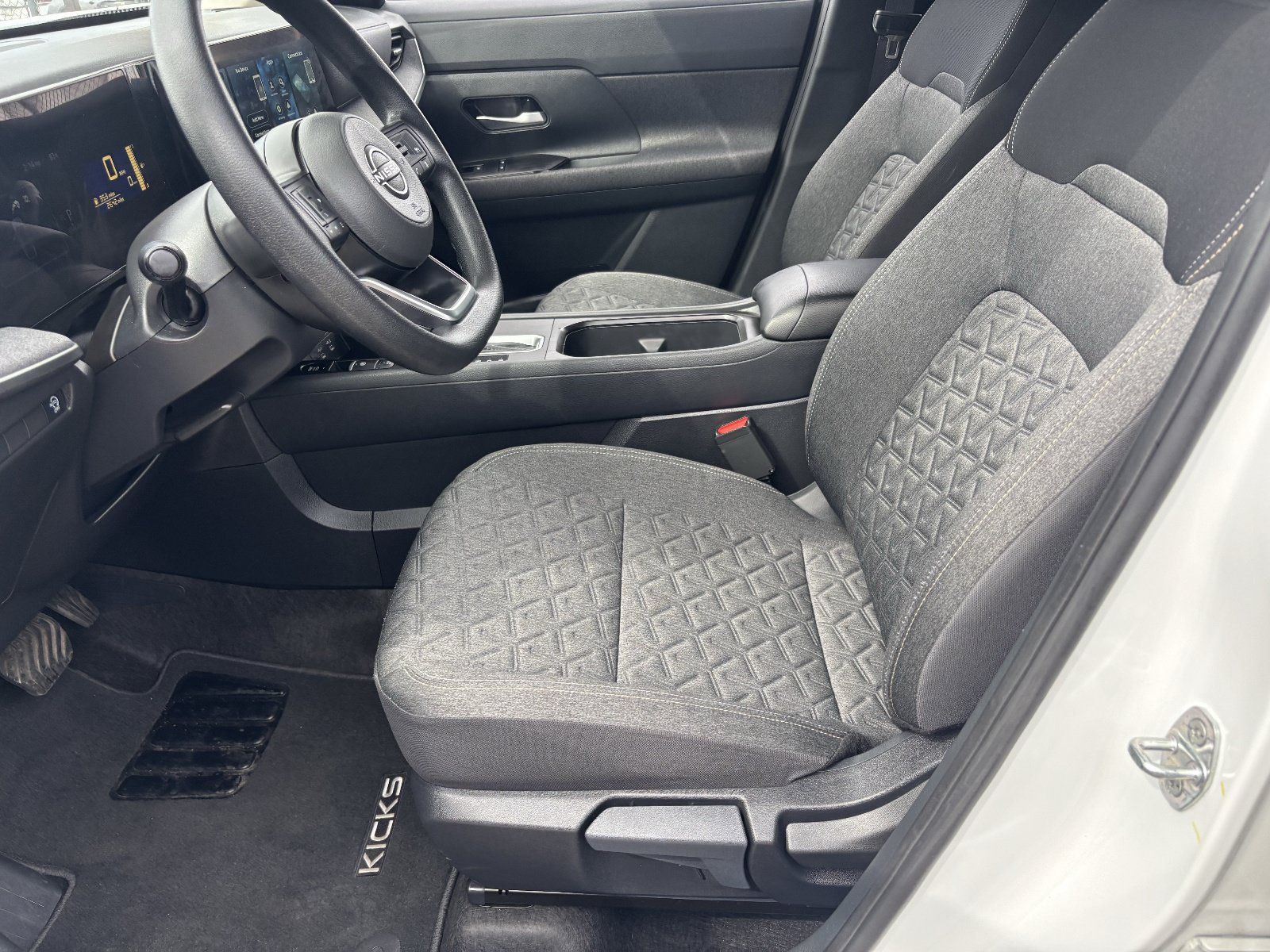 Certified 2026 Nissan Kicks SV FWD image 20