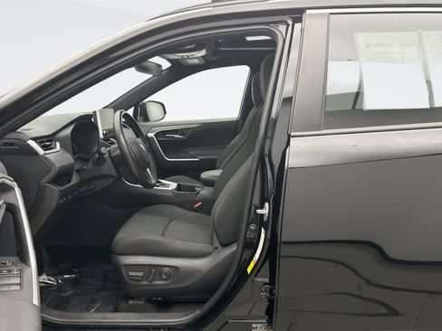 Used 2023 Toyota RAV4 SE w/ Weather & Moonroof Package AWD/4WD image 11
