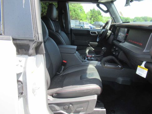New 2026 Ford Bronco Raptor w/ Interior Carbon Fiber Pack AWD/4WD image 18