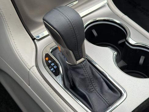 Used 2017 Jeep Grand Cherokee Summit image 28