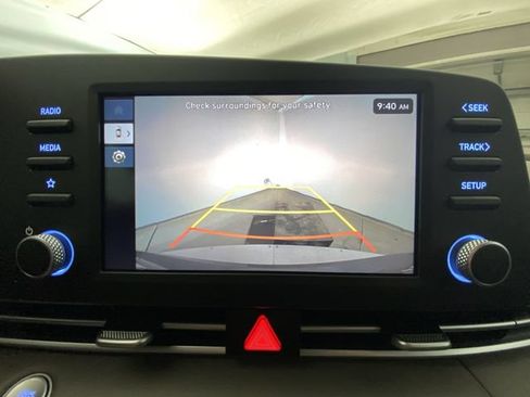 Certified 2026 Hyundai Elantra Sport FWD image 17