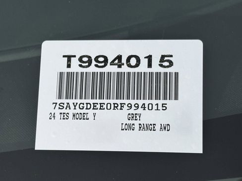 Used 2024 Tesla Model Y Long Range image 44