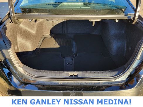 Used 2023 Nissan Altima 2.5 SV image 43
