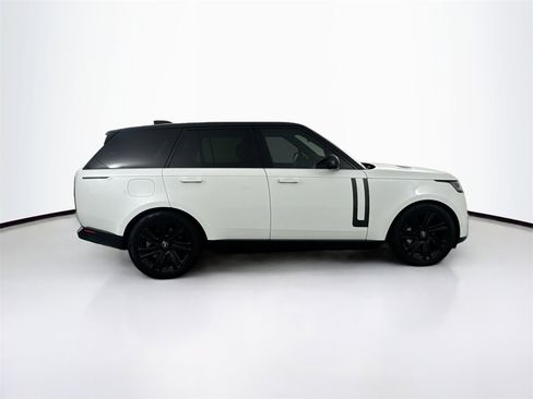 Certified 2023 Land Rover Range Rover SE image 4