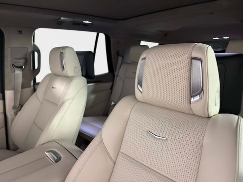 Used 2026 Cadillac Escalade Platinum Sport AWD/4WD image 41