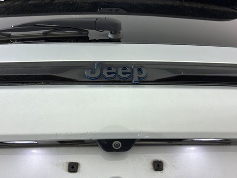 Used 2024 Jeep Grand Cherokee Limited 4xe AWD/4WD image 46
