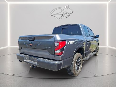 Used 2020 Nissan Titan PRO-4X w/ Pro-4x Convenience Package AWD/4WD image 4