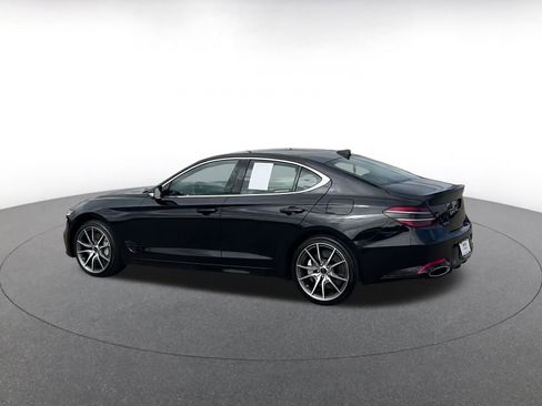 Used 2025 Genesis G70 2.5T image 10