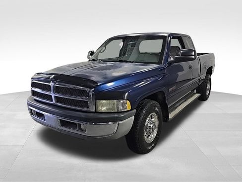 Used 2002 Dodge Ram 2500 Truck 2WD Quad Cab image 4