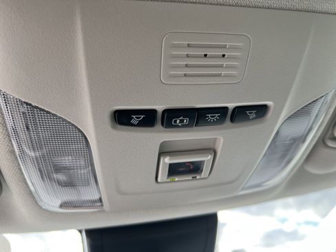 Certified 2022 Toyota Corolla LE image 5